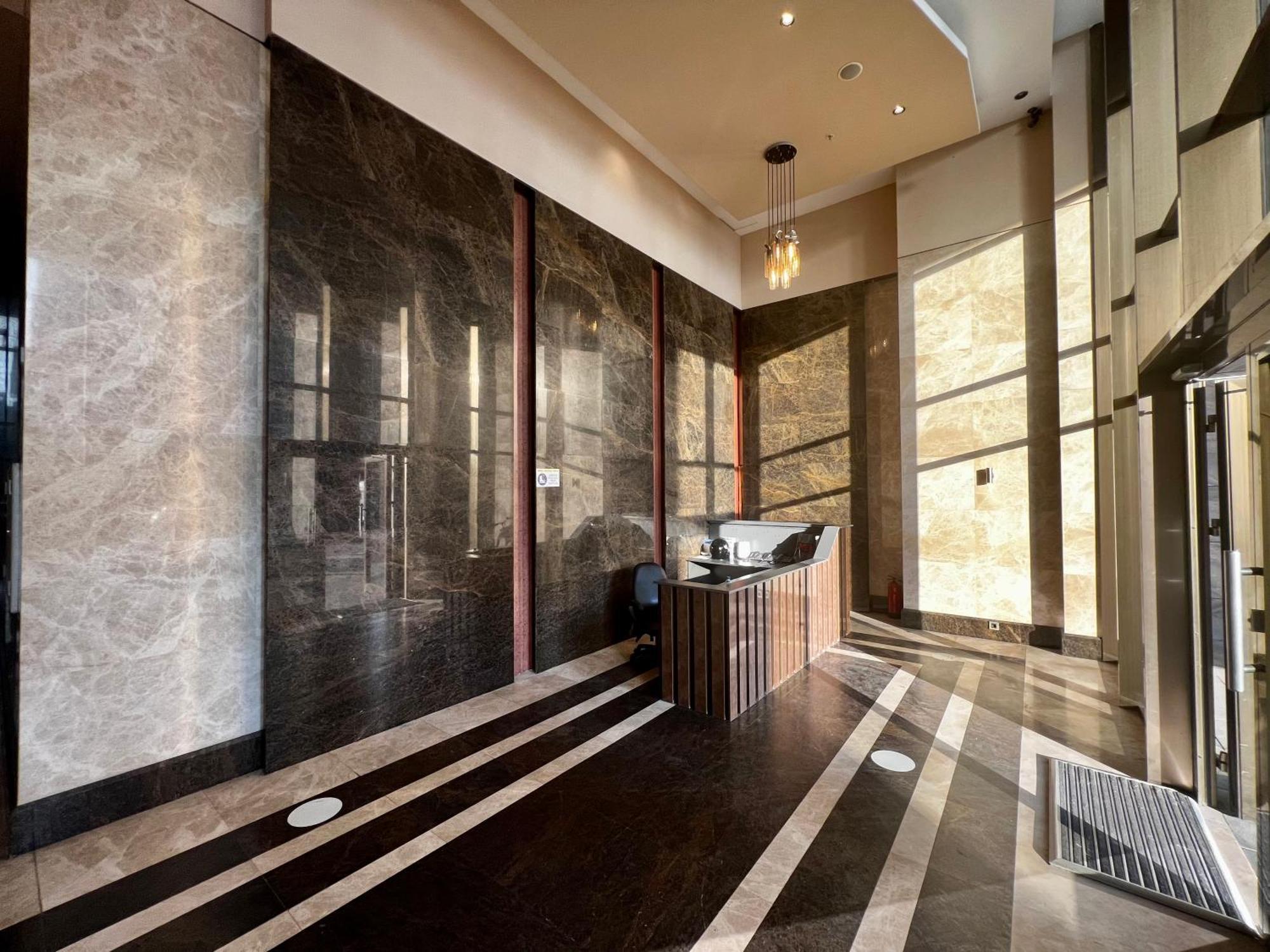 Apartments With Sea And Mountain Views, Portа Batumi Tower ภายนอก รูปภาพ